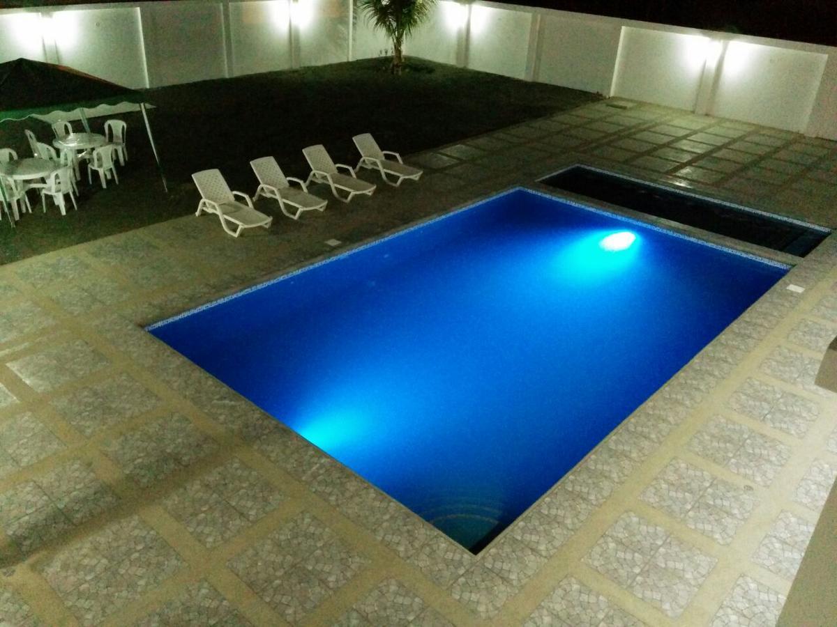 Manta Airport Hotel ภายนอก รูปภาพ